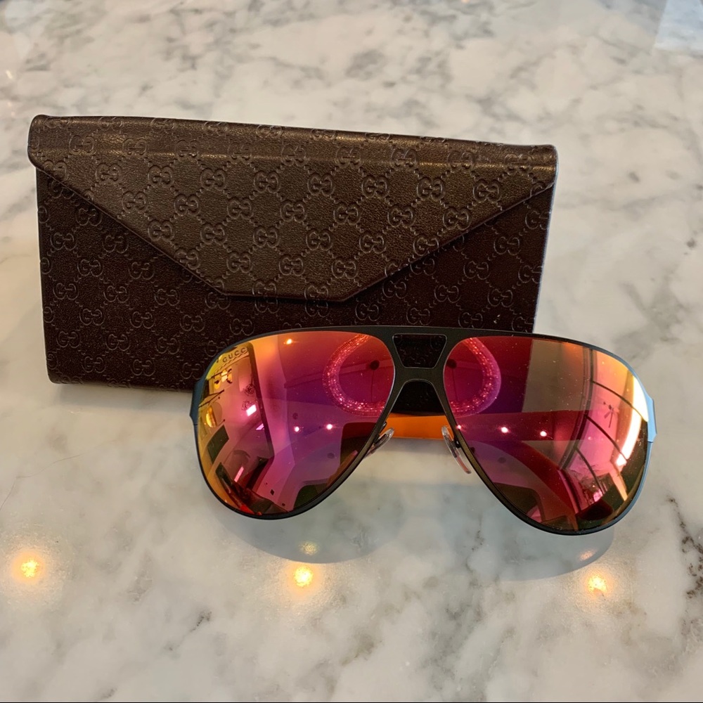 *Authentic* Gucci Sunglasses